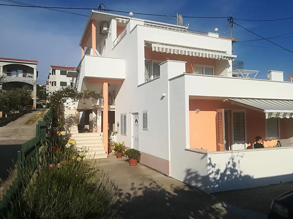 טרוגיר Apartment Ciovo Radic 0*,